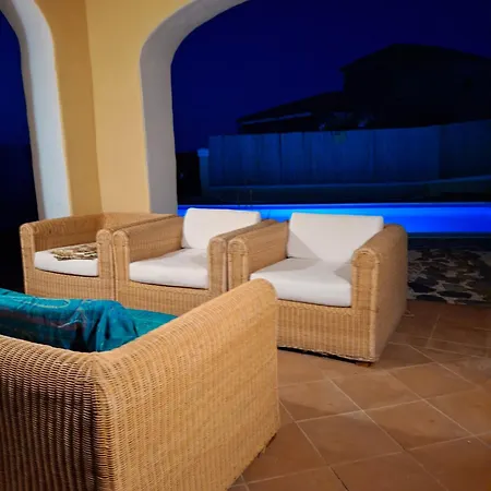 Casa Logos - Private Pool Villa